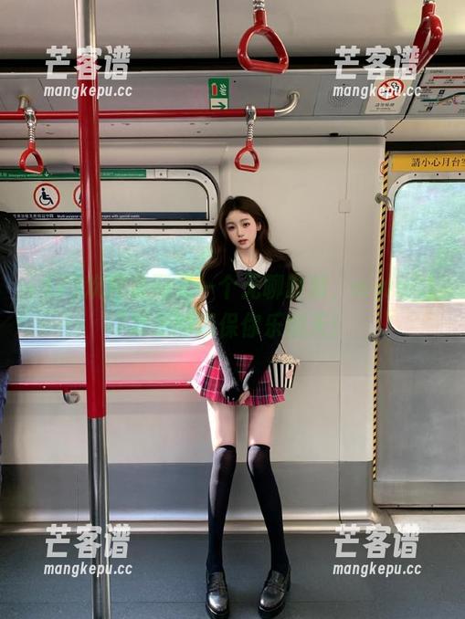 17 欢迎来到又一个无聊时刻,www.17发布的瓜保你乐翻天!