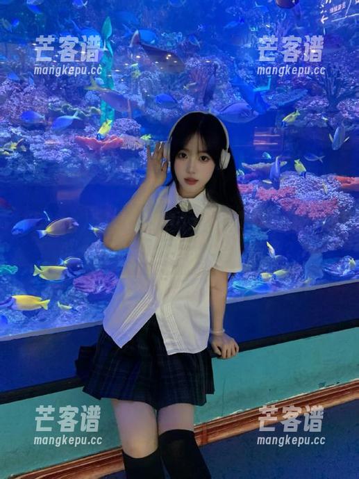 51cg 51cg6.me网站:你以为你在吃瓜,其实是在品味人生的苦涩?