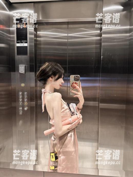 每日瓜火力全开，“51吃瓜”让你永不迷路，真是吃瓜人的福音！