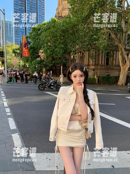 52吃瓜网：一个app拯救无聊生活的奇妙之旅，真是意外之喜。