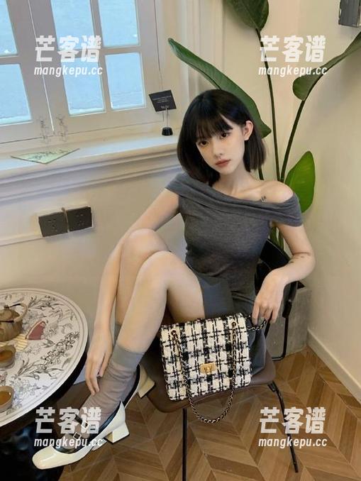 看“hl155.ccm”，学会如何优雅地分享外星人的心情！