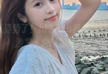 涨姿势了！hl27.co视频揭秘：我在沙发上也能出奇迹！