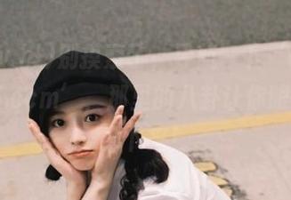 别摸索了，导航一下‘www.hl155.ccm’，那里的八卦让你眼球都要掉下来！