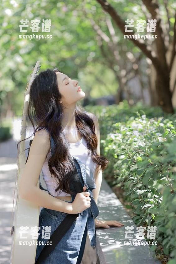 www.吃瓜网 www.吃瓜网.com官网:酸甜苦辣全都有,谁说吃瓜不需要动脑?