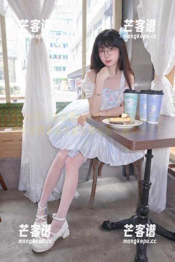 是谁把zzzttt黑料不打烊黑万里长征网页弄得那么吸引我？我不想走了！