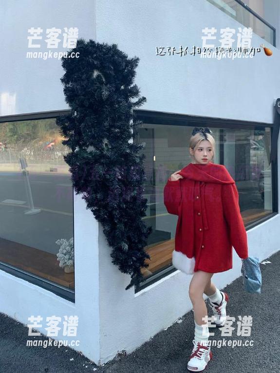 五一吃瓜 五一吃瓜直播:今天的热瓜真不简单,边观看边默默叹气。