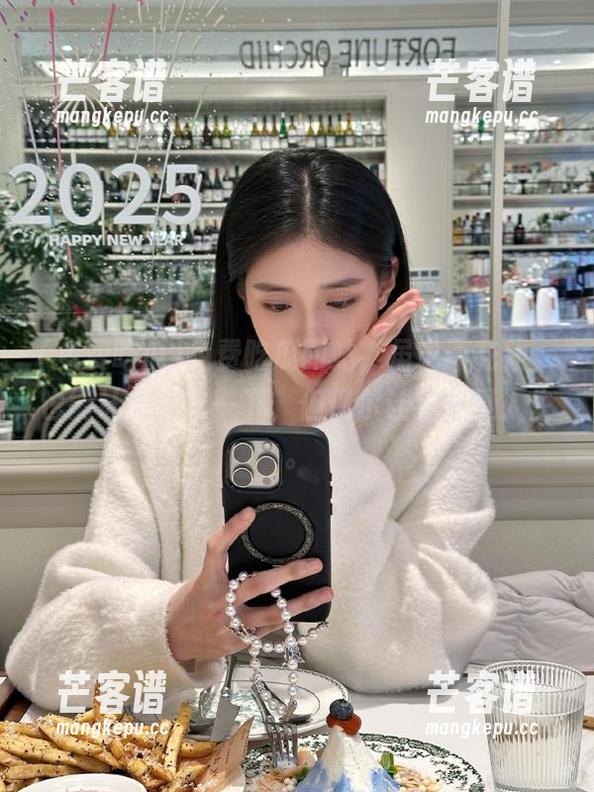 免费吃瓜 免费吃瓜网站,虽说不花钱,也能让我乐呵一下,但偶尔让我怀疑人生。