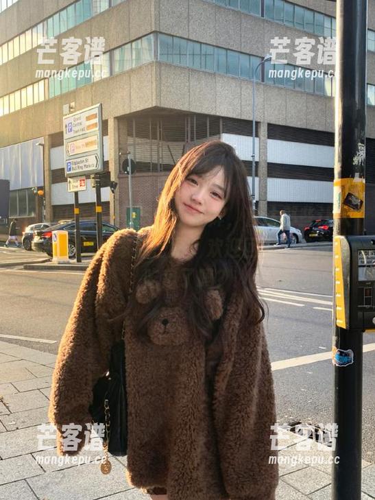 吃瓜不打烊 吃瓜不打烊,直达那些让人心跳加速的家族密事,欢迎回家,准备好吃瓜了吗?
