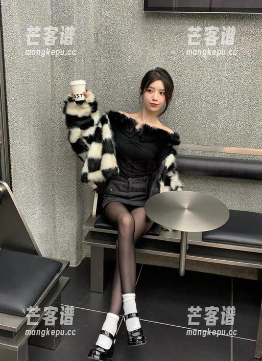 吃瓜网安卓版是我手机里的宝藏，在线观看让我停不下来！