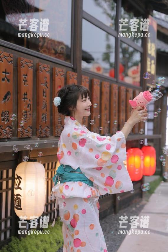 瓜长跑，道路狭窄，来吃瓜网app，带你畅享免费瓜的快感！