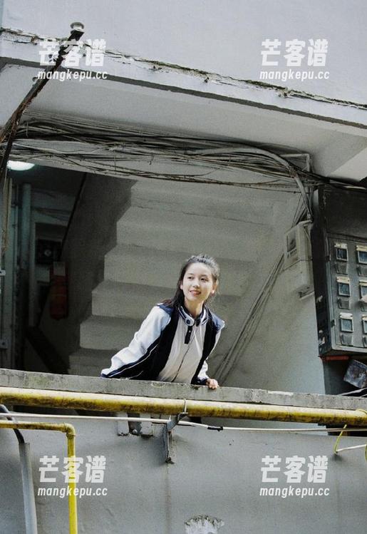从“国产黑料”中脱身，永不迷路才能发现真相的迷人之处。