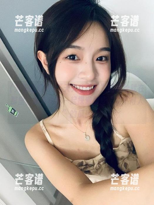 天天吃瓜网 “天天吃瓜网”的地址就在那里,快来和我一起探索那些“见不得人”的瓜!