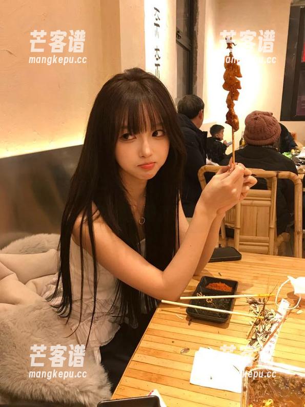 我要吃瓜 一键传送,谁能拒绝瓜呢?我要吃瓜.cc的永久网页让我欲罢不能!