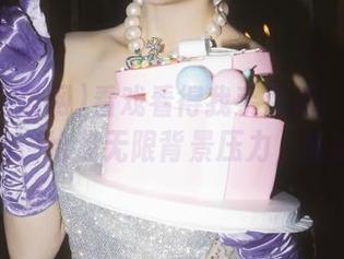 看戏看得我手都痒！我要吃瓜网，给我无限背景压力，哈哈！