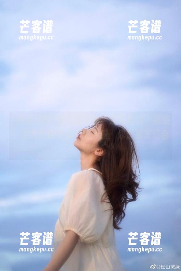 明星黑料 躲不过去的“明星黑料”视频,果然是铺天盖地的话题,你信那是巧合吗?
