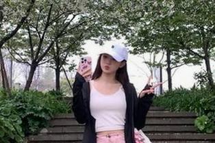 在黑料不打烊166.suapp的网页版上，看到神仙八卦了！