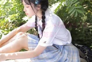 黑料不打烊苹果版：今天你炸瓜了吗？不如来跟我一起吃瓜！