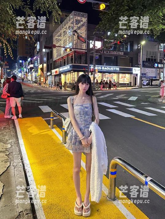 网站黑料不打烊，下载一秒变懂瓜高手！