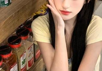 黑料不打烊护航，观看的同时还要到处找备用网址，感觉成了侦探！