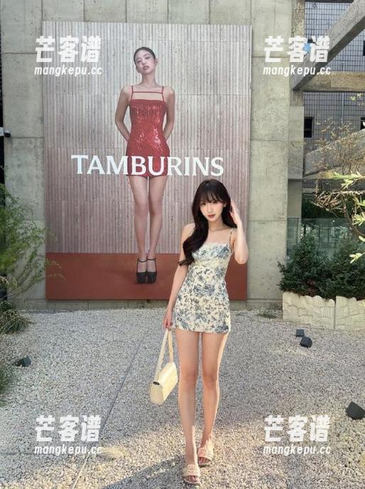 最新黑料在线：最新瓜又来袭，果然还是熟悉的味道。