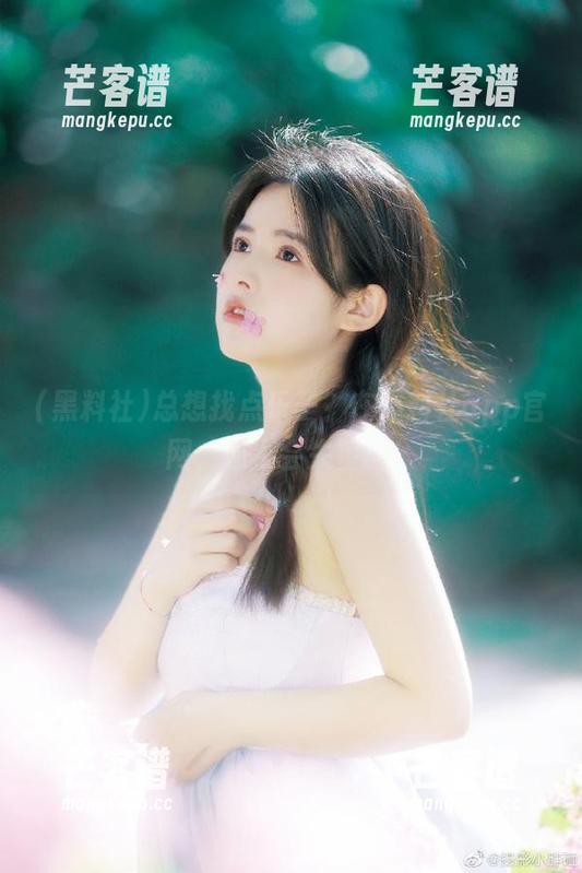 总想找点乐子？在黑料社app官网，您不会失望的！