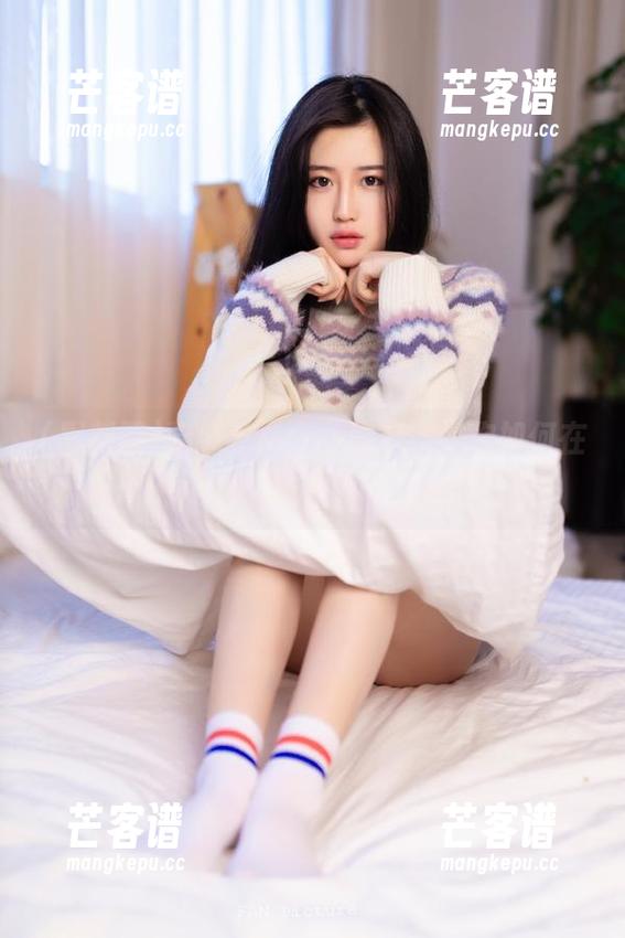 吃瓜导航——黑料网教你如何在瓜田中寻宝，注意别踩到瓜皮哦！