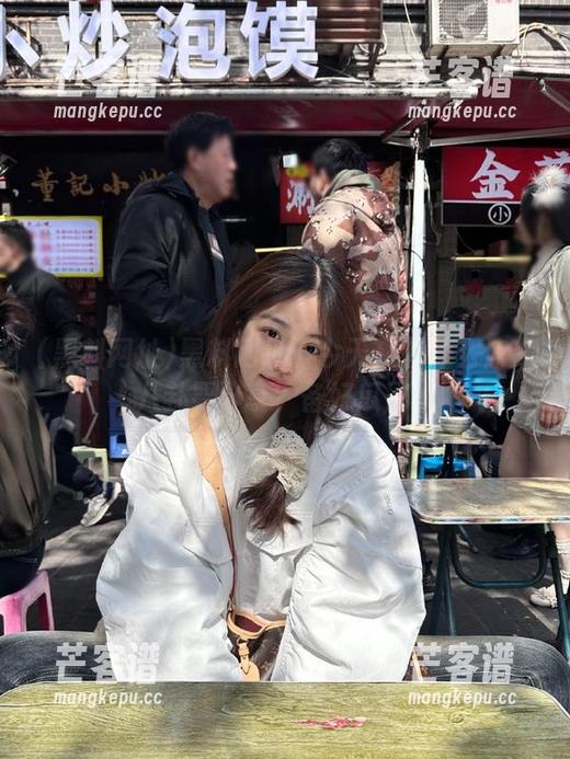 黑料网址：今天又有什么惊人八卦要分享？备好瓜子！